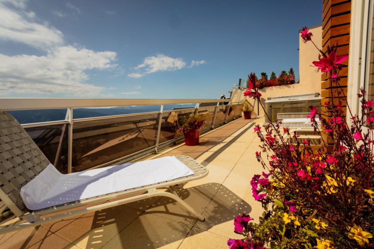 Hotel Le Grand Tetras Font-Romeu-Odeillo-Via Exterior photo